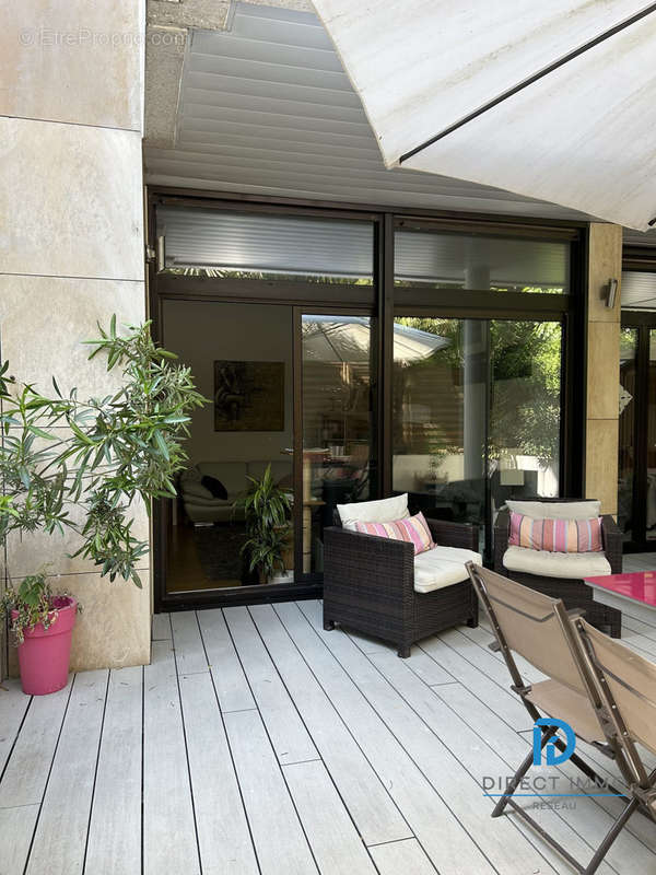 Appartement à LEVALLOIS-PERRET