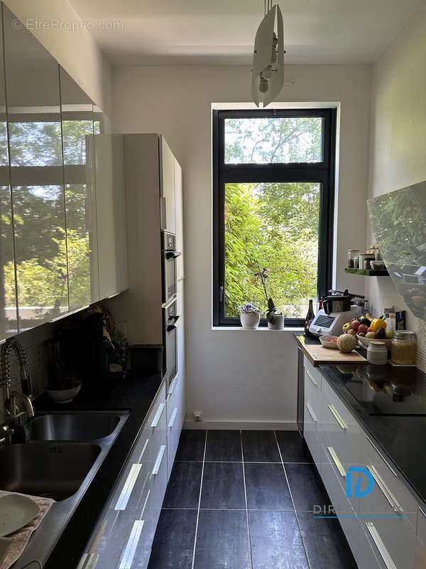 Appartement à LEVALLOIS-PERRET