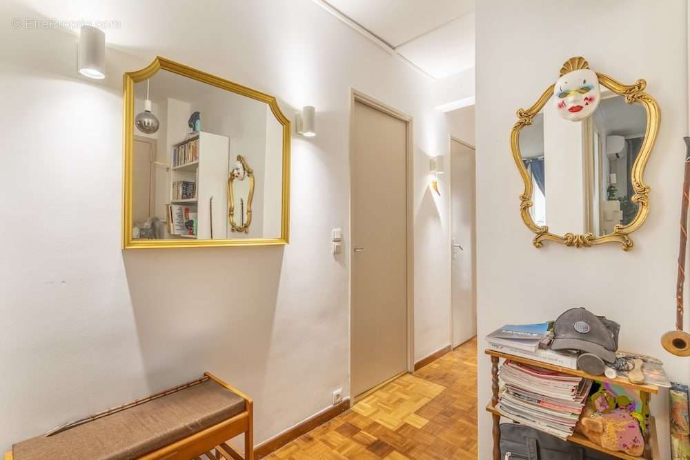 Appartement à MARSEILLE-7E