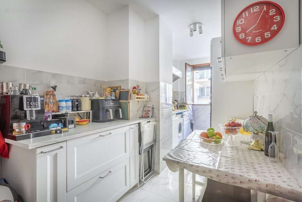 Appartement à MARSEILLE-7E