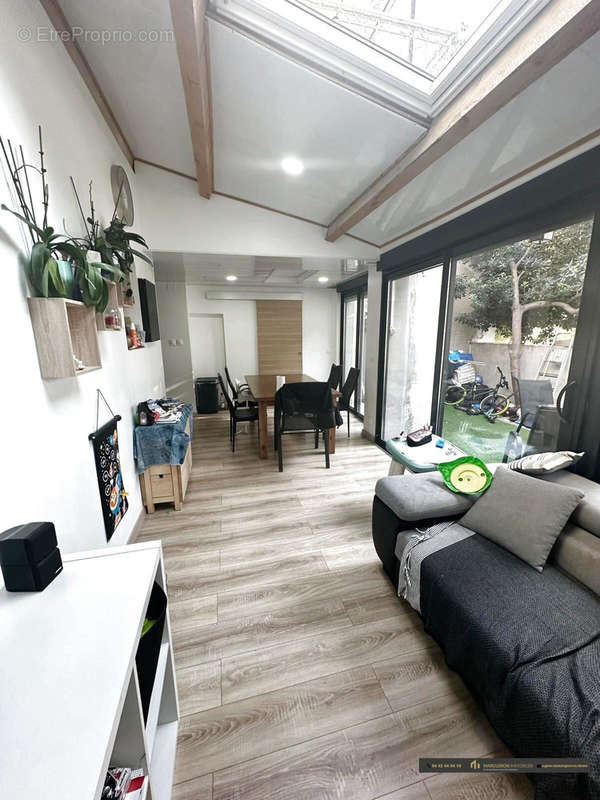 Appartement à SAUSSET-LES-PINS