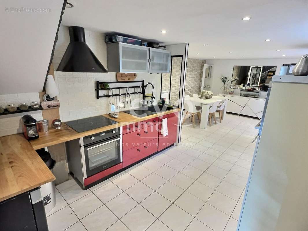 Appartement à VILLARS-LES-DOMBES