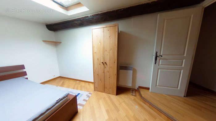 Appartement à SALERNES