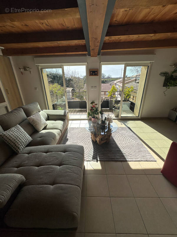 Appartement à SAINT-CYR-SUR-MER