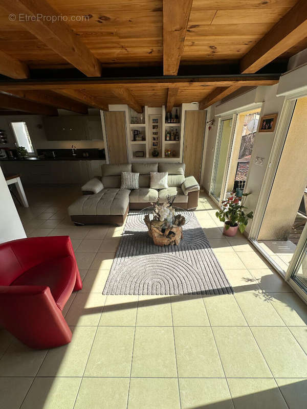 Appartement à SAINT-CYR-SUR-MER