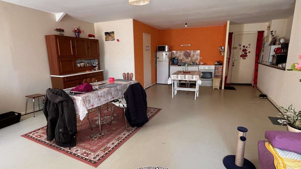 Appartement à BONNETABLE