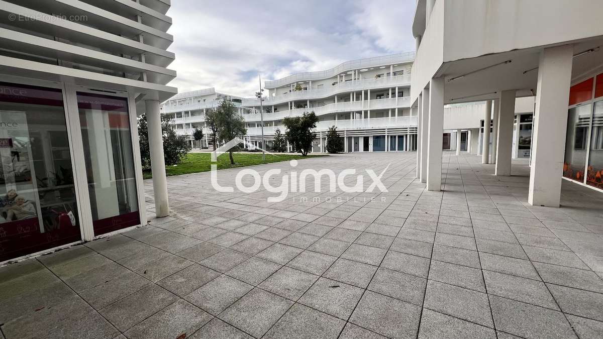 Commerce à LA ROCHELLE