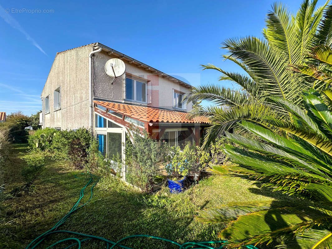 Maison à FOURAS