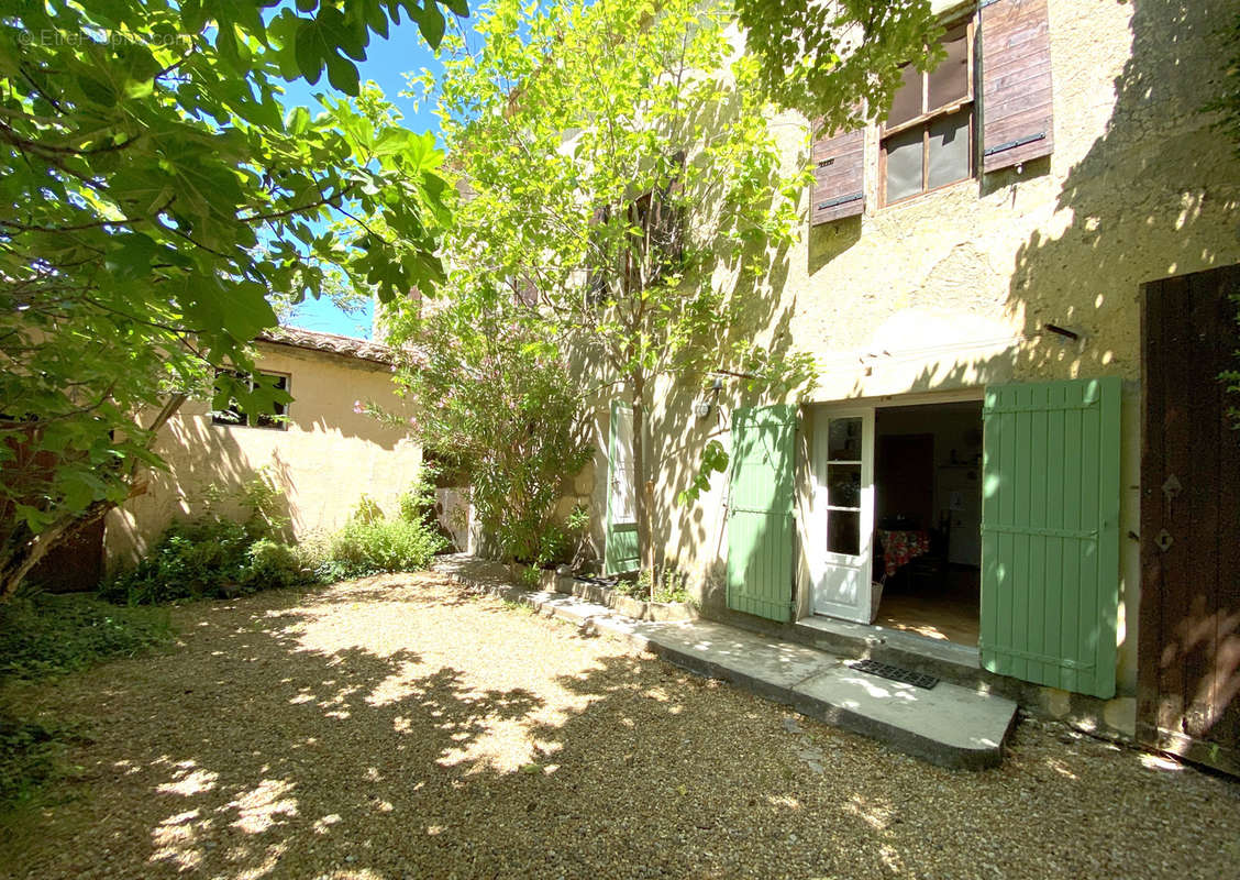 Maison à VAISON-LA-ROMAINE