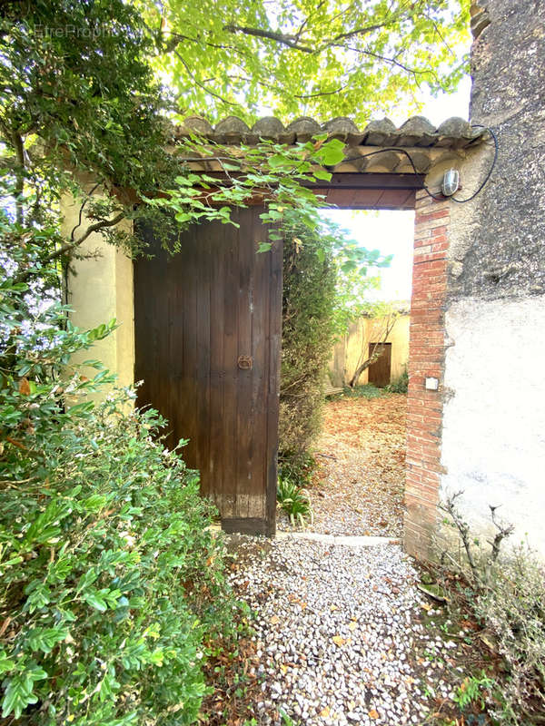 Maison à VAISON-LA-ROMAINE