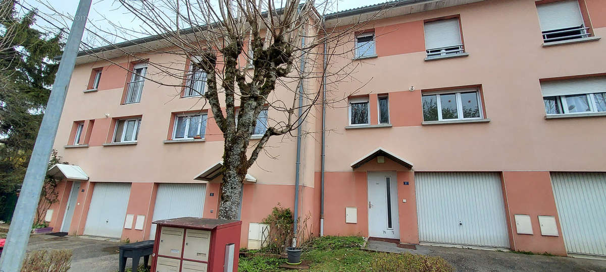 Maison à OYONNAX