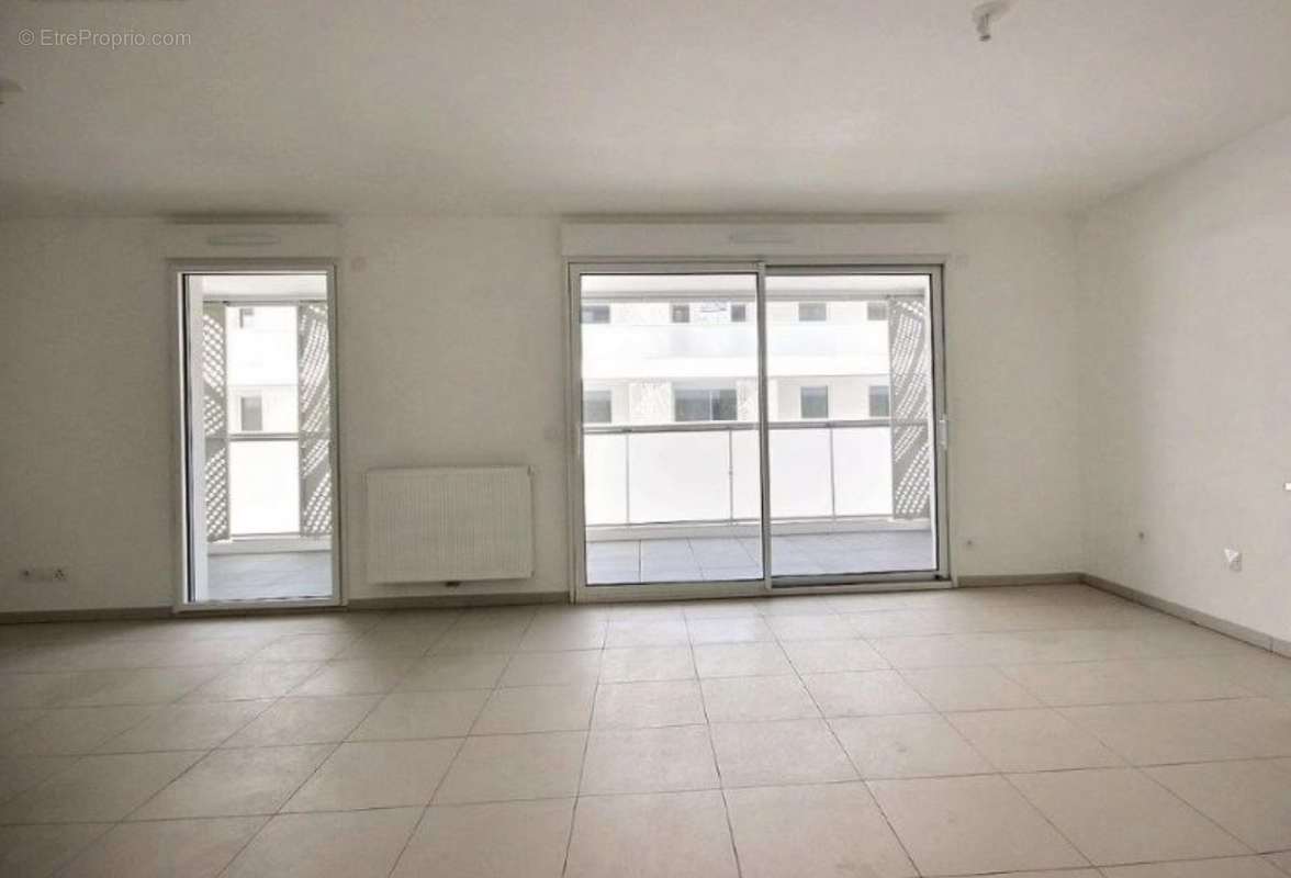 Appartement à MARSEILLE-8E