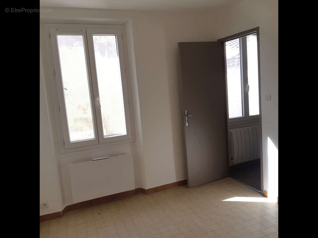 Appartement à HYERES