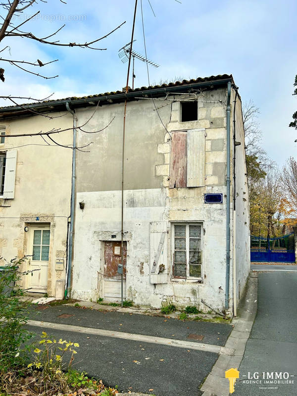 Maison à GEMOZAC