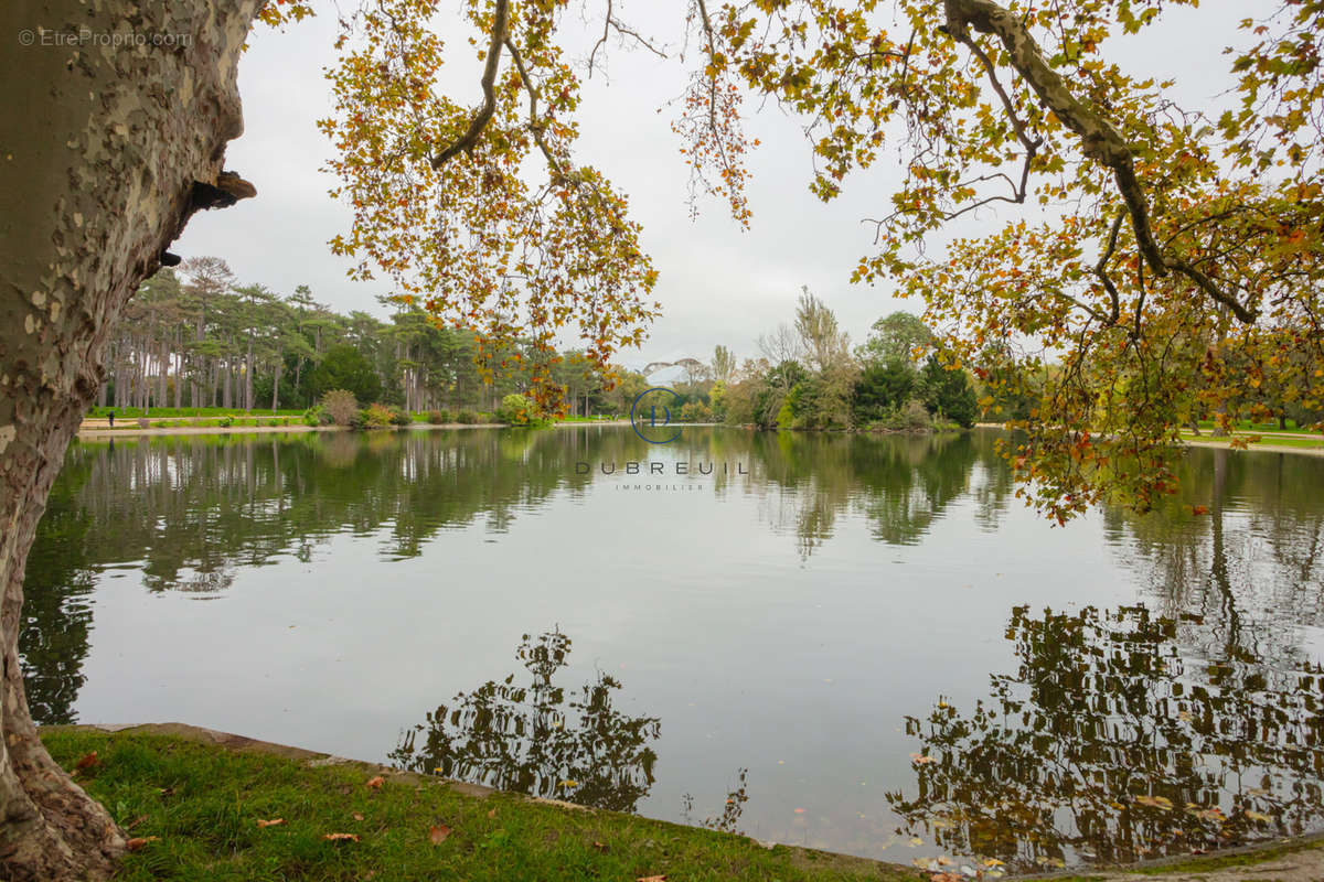 Appartement à NEUILLY-SUR-SEINE