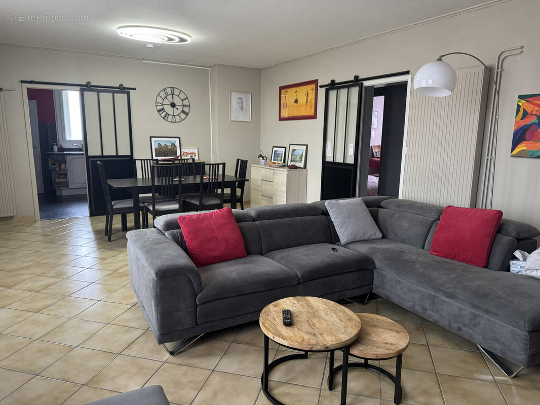 Appartement à FLEURY-LES-AUBRAIS