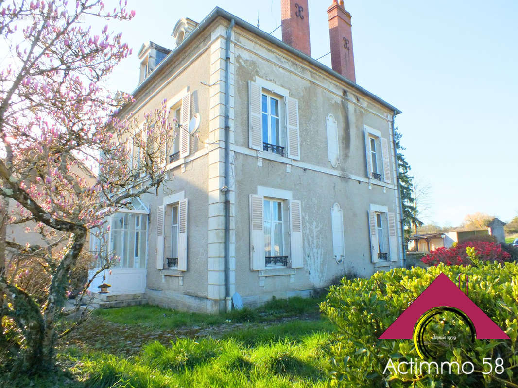 Maison à JOUET-SUR-L&#039;AUBOIS