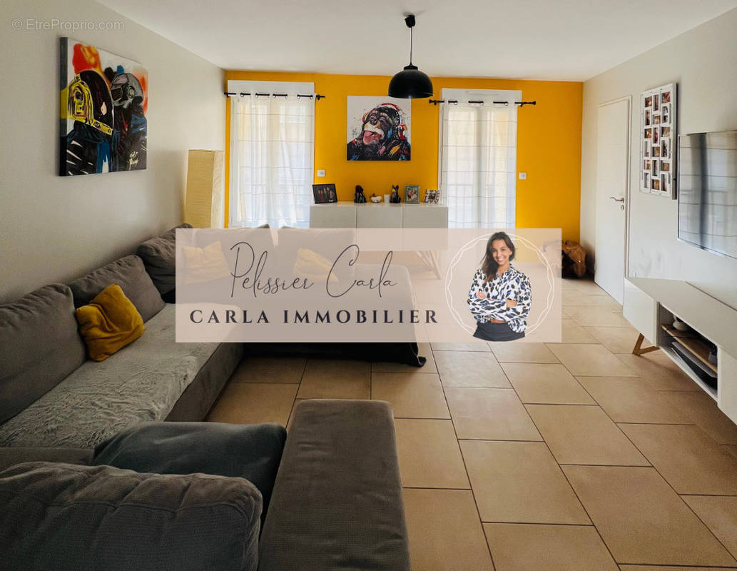 Appartement à COURNONTERRAL