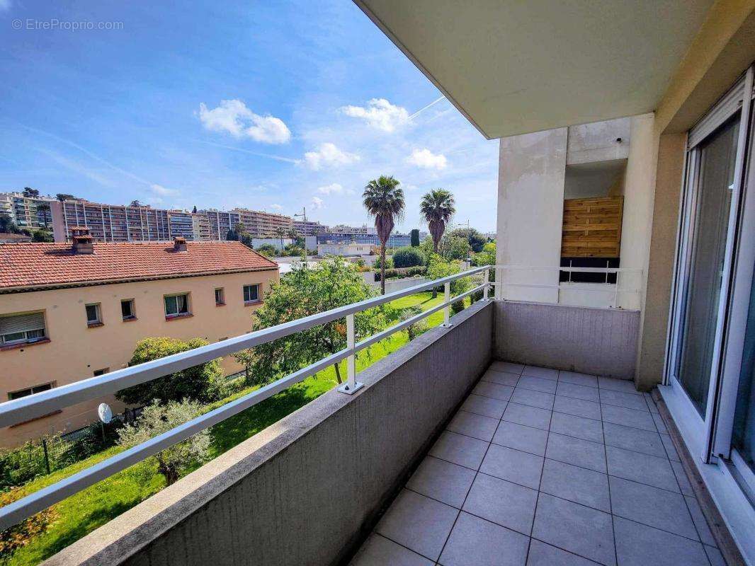 Appartement à CAGNES-SUR-MER