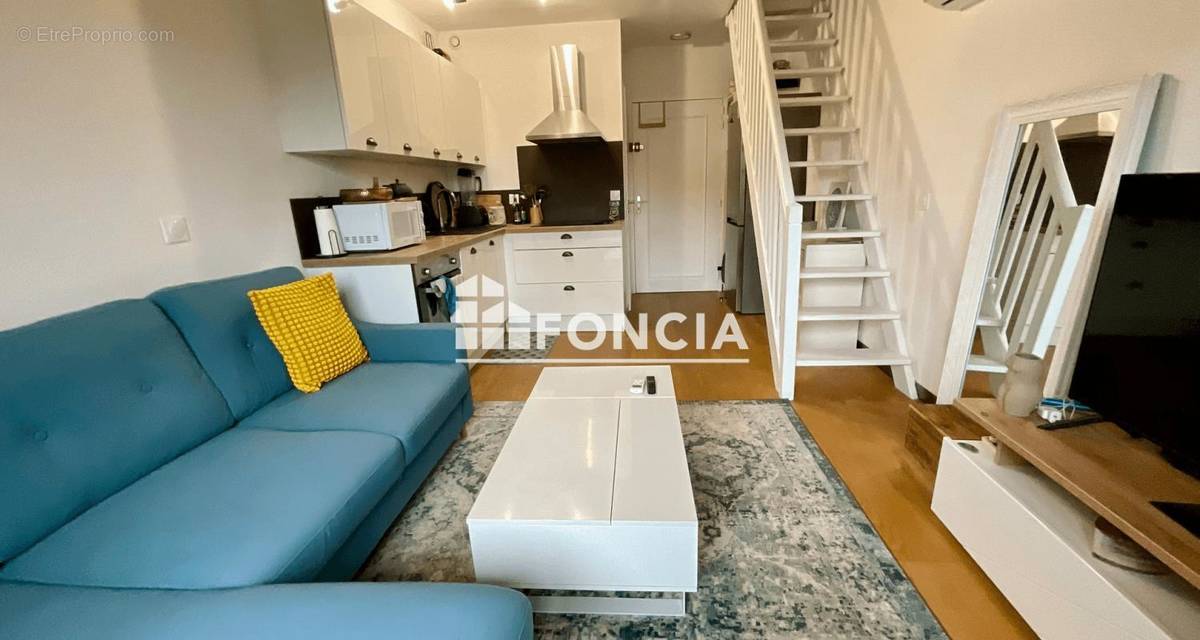 Appartement à VILLENEUVE-LOUBET