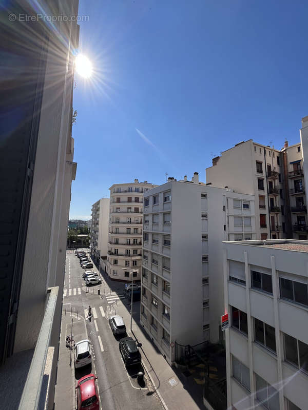 Appartement à LYON-7E