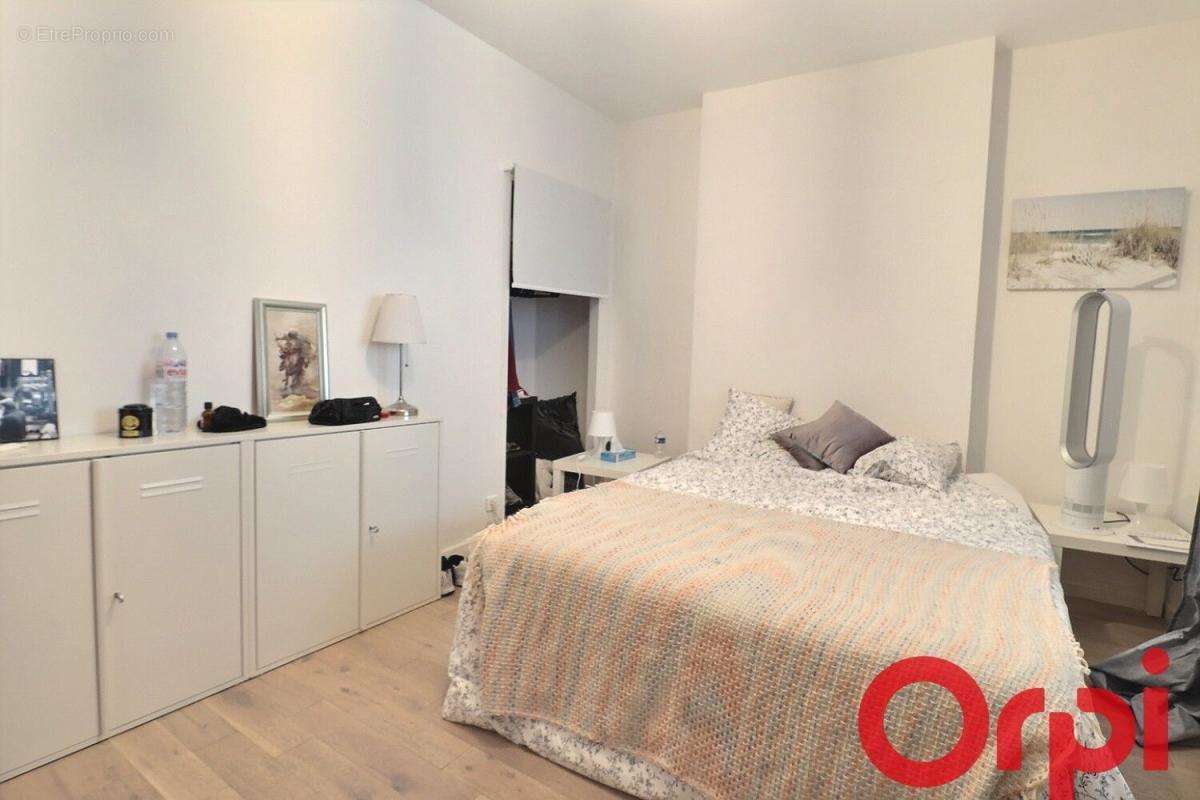 Appartement à MARSEILLE-7E