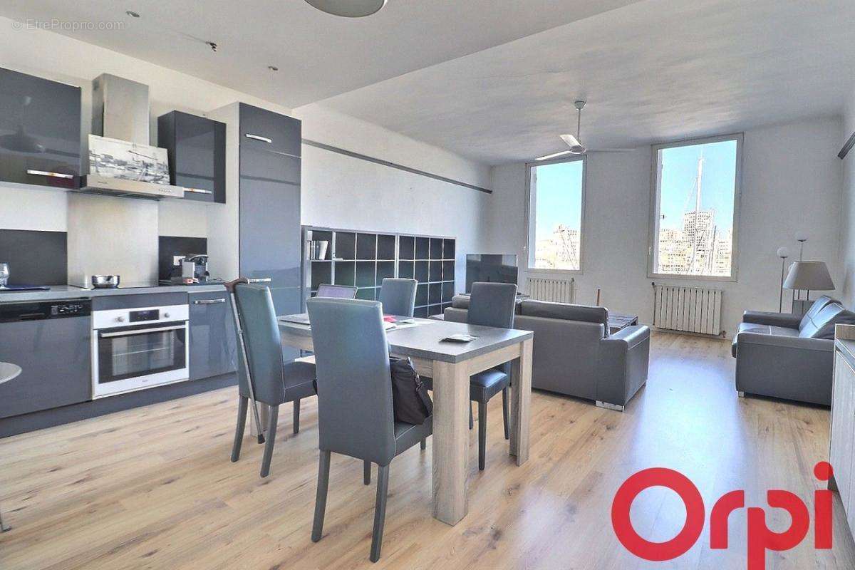 Appartement à MARSEILLE-7E