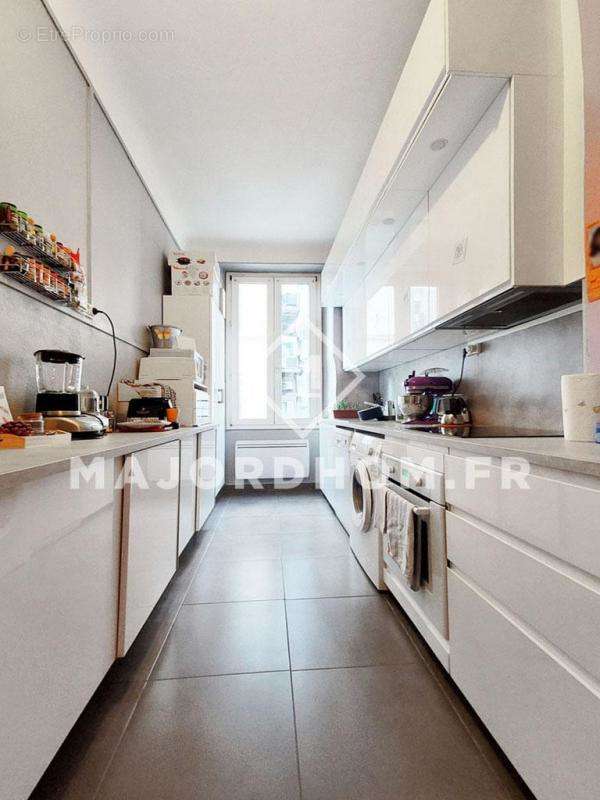 Appartement à MARSEILLE-6E