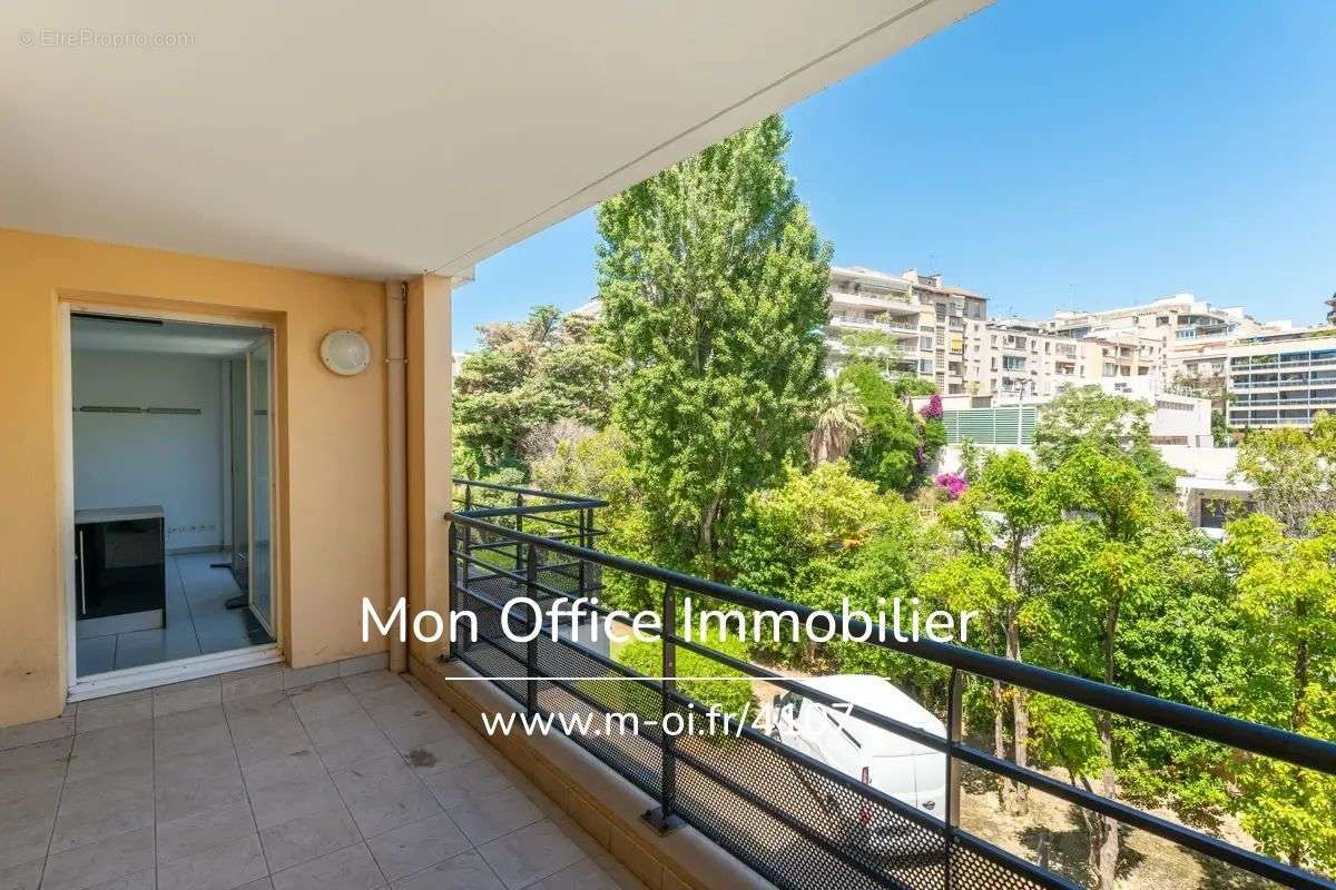 Appartement à MARSEILLE-8E