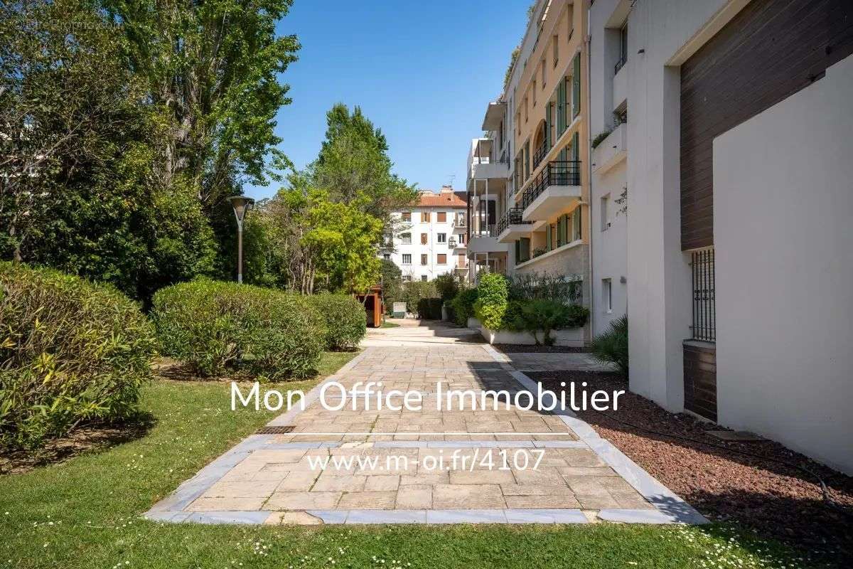 Appartement à MARSEILLE-8E