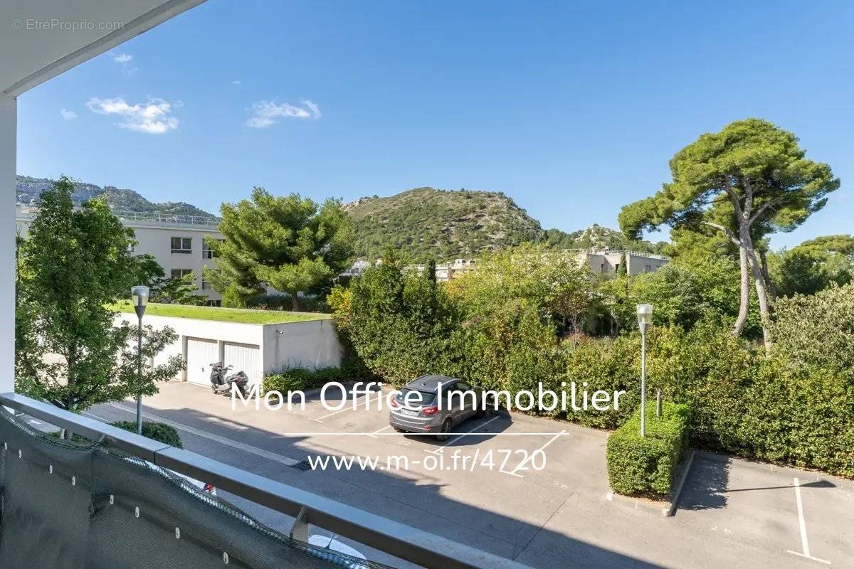 Appartement à MARSEILLE-9E