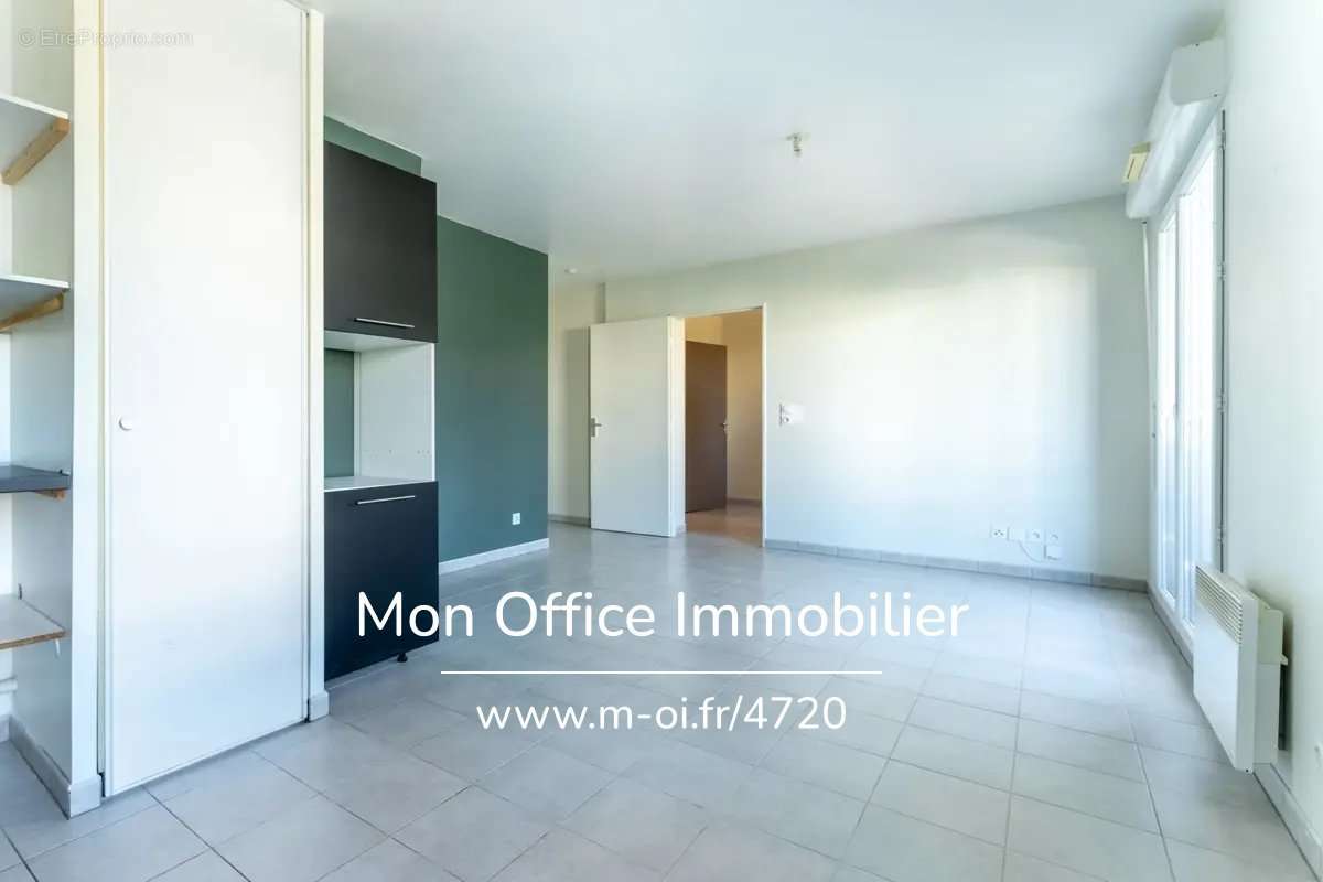 Appartement à MARSEILLE-9E