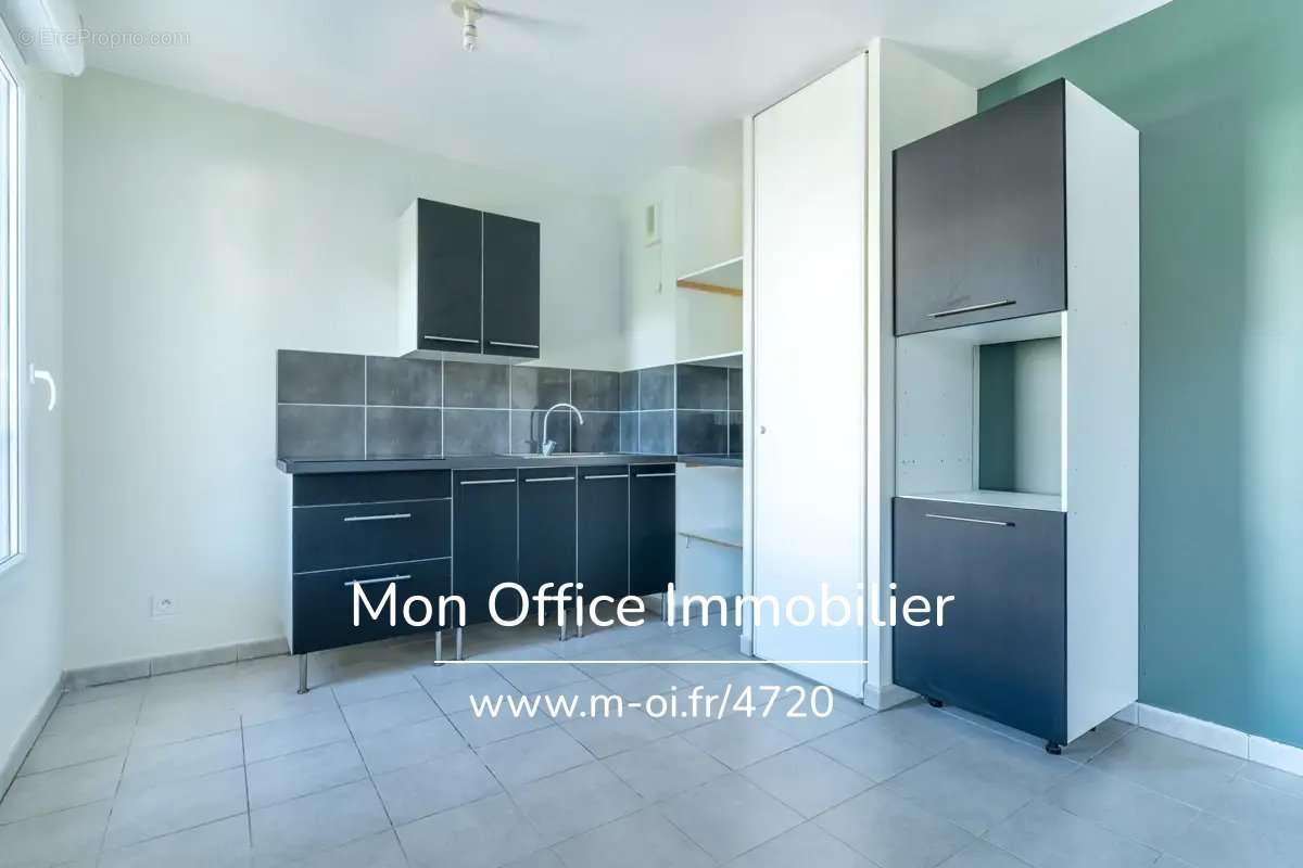 Appartement à MARSEILLE-9E