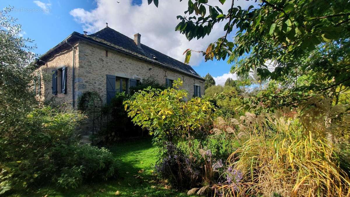 Maison à LA BASTIDE-L&#039;EVEQUE