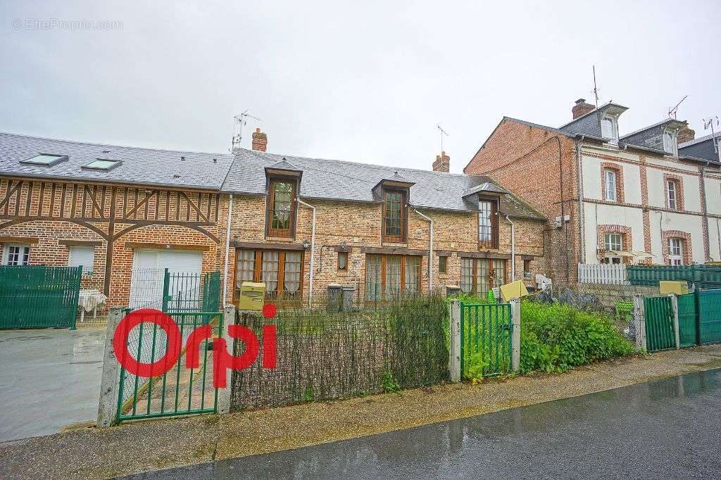 Maison à BERNAY