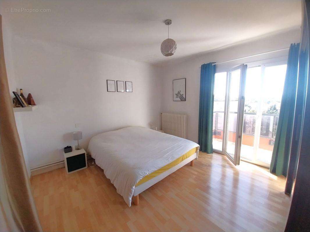 Appartement à BEZIERS