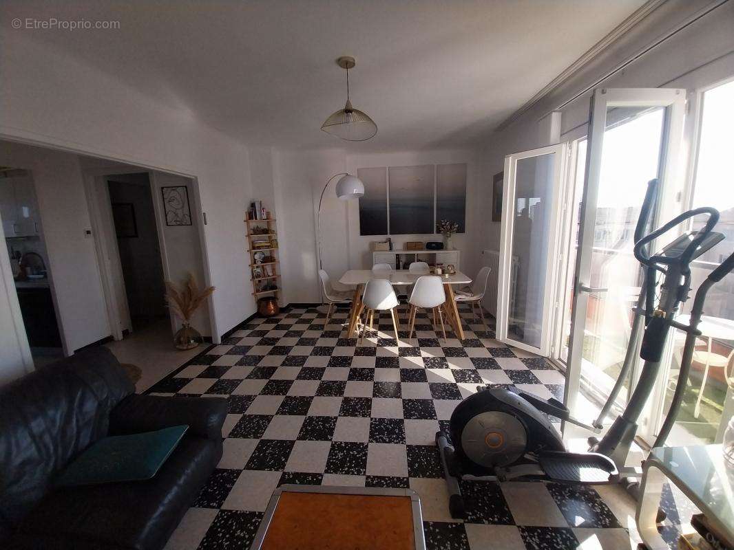 Appartement à BEZIERS