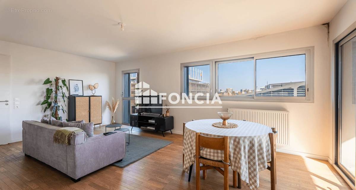 Appartement à BORDEAUX