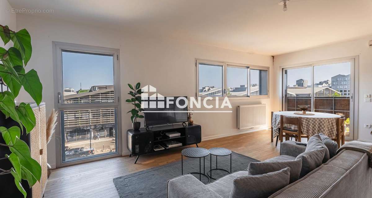 Appartement à BORDEAUX