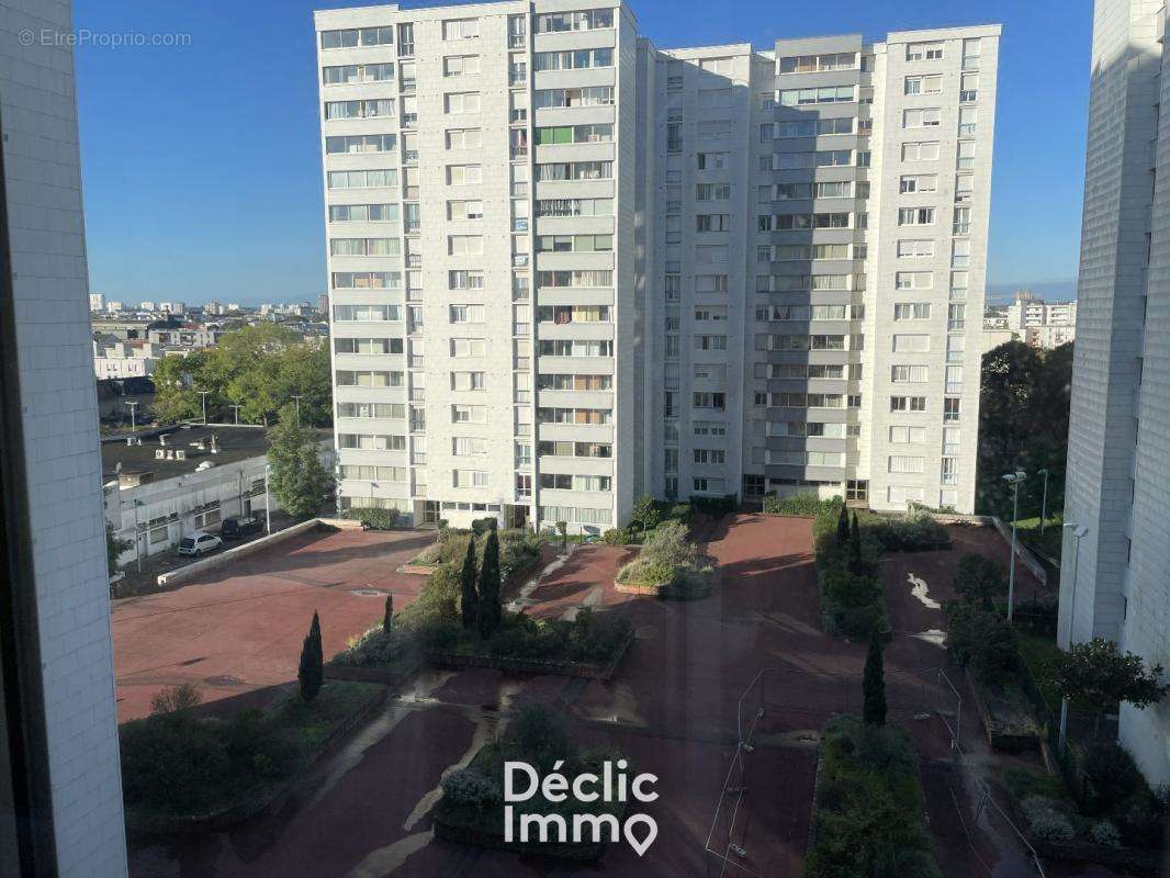 Appartement à SAINT-PIERRE-DES-CORPS