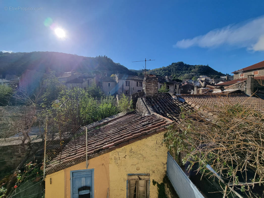 Appartement à SAINT-PONS-DE-THOMIERES