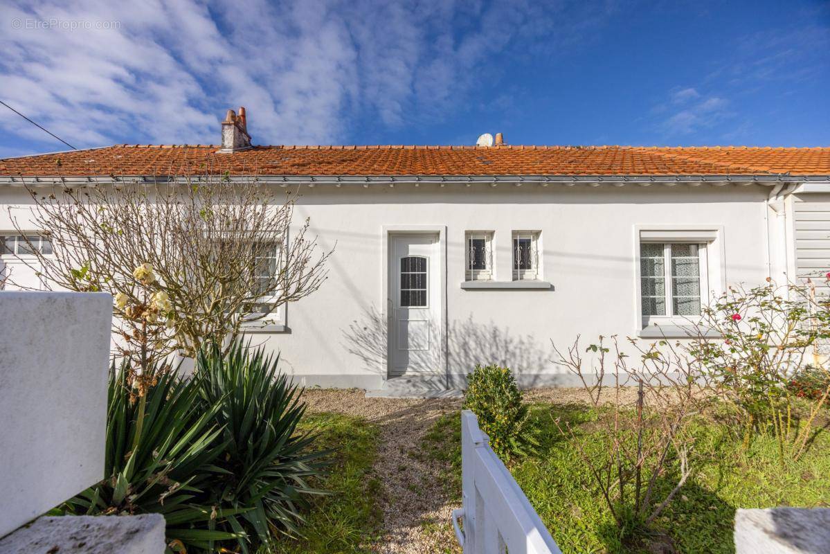 Maison à SAINT-SEBASTIEN-SUR-LOIRE