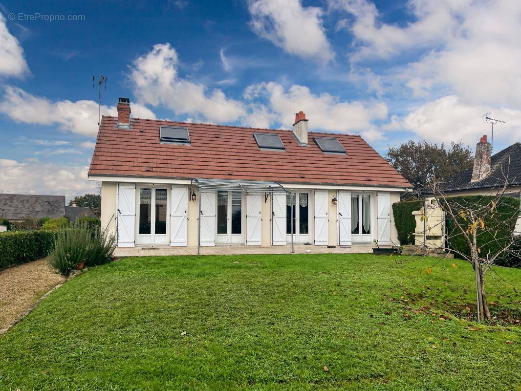 Maison à JOUY-LE-POTIER