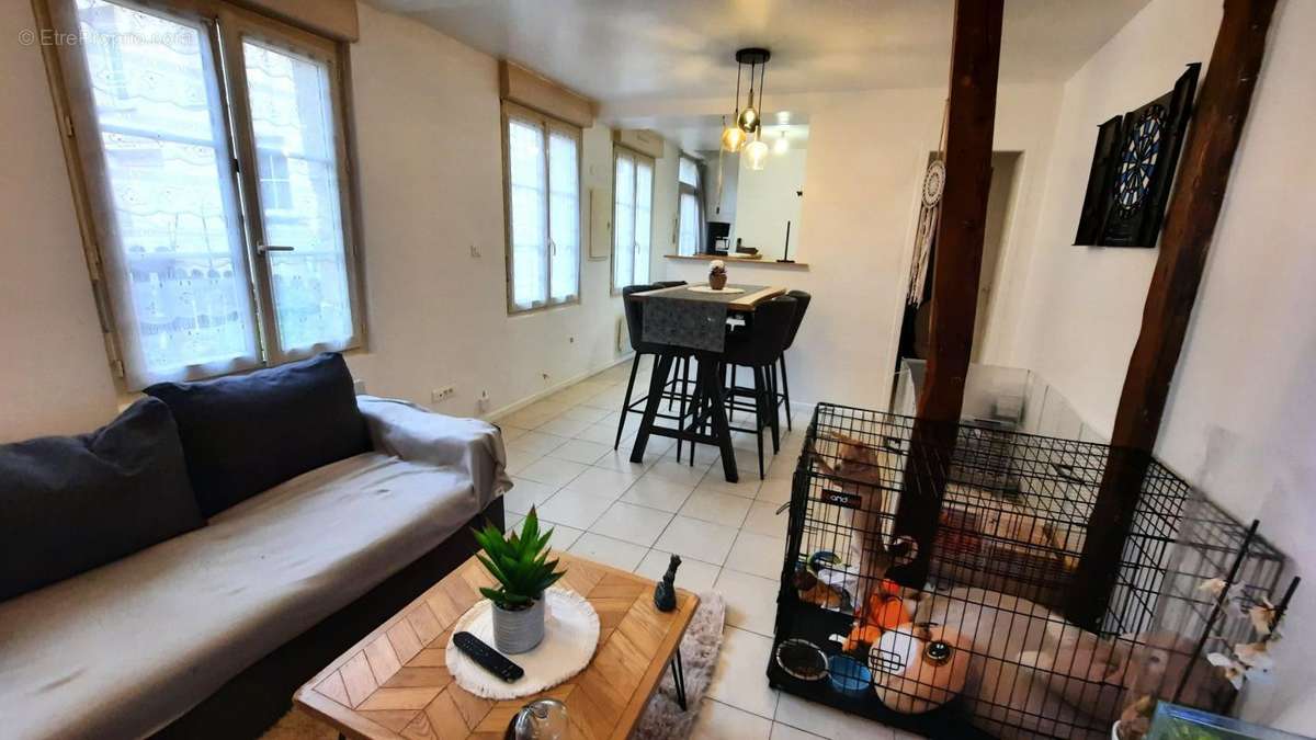 Appartement à VIC-SUR-AISNE