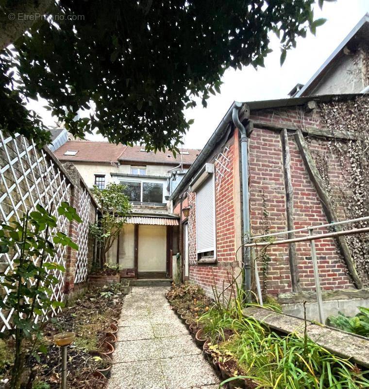 Maison à BEAUVAIS