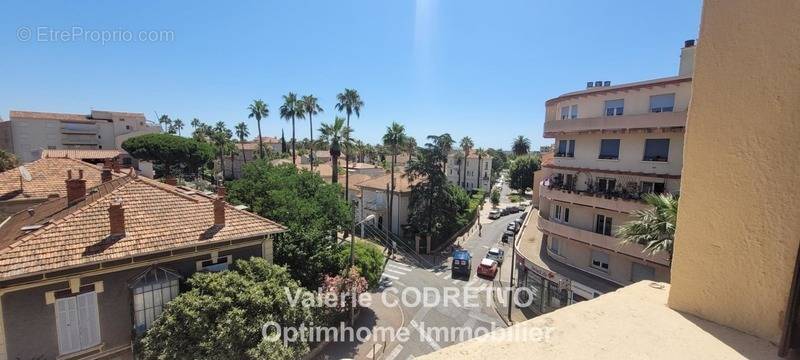 Appartement à HYERES