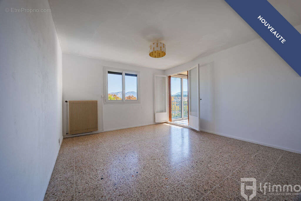 Appartement à MARSEILLE-8E