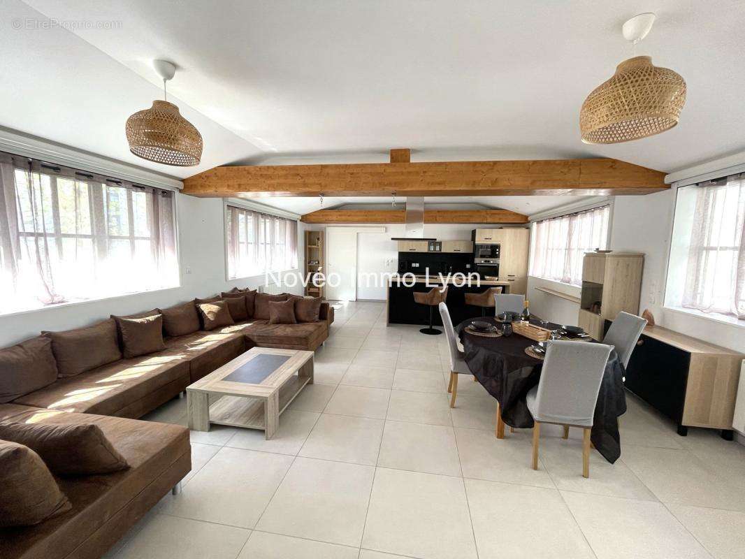 Appartement à LYON-8E