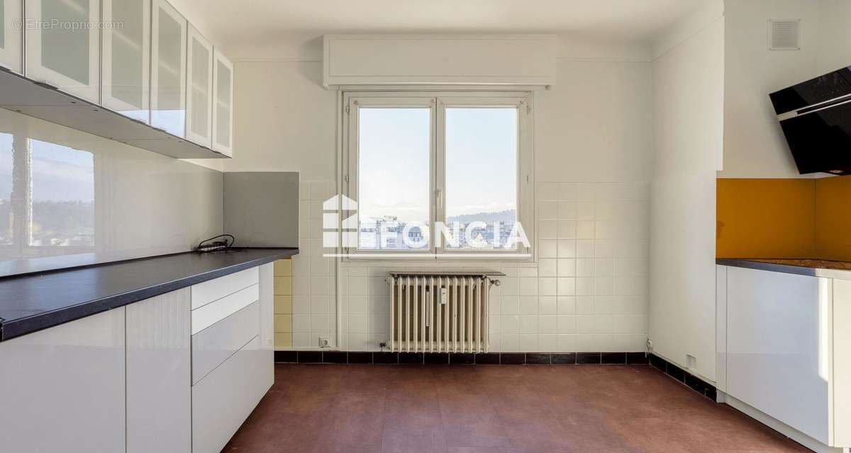 Appartement à AIX-LES-BAINS