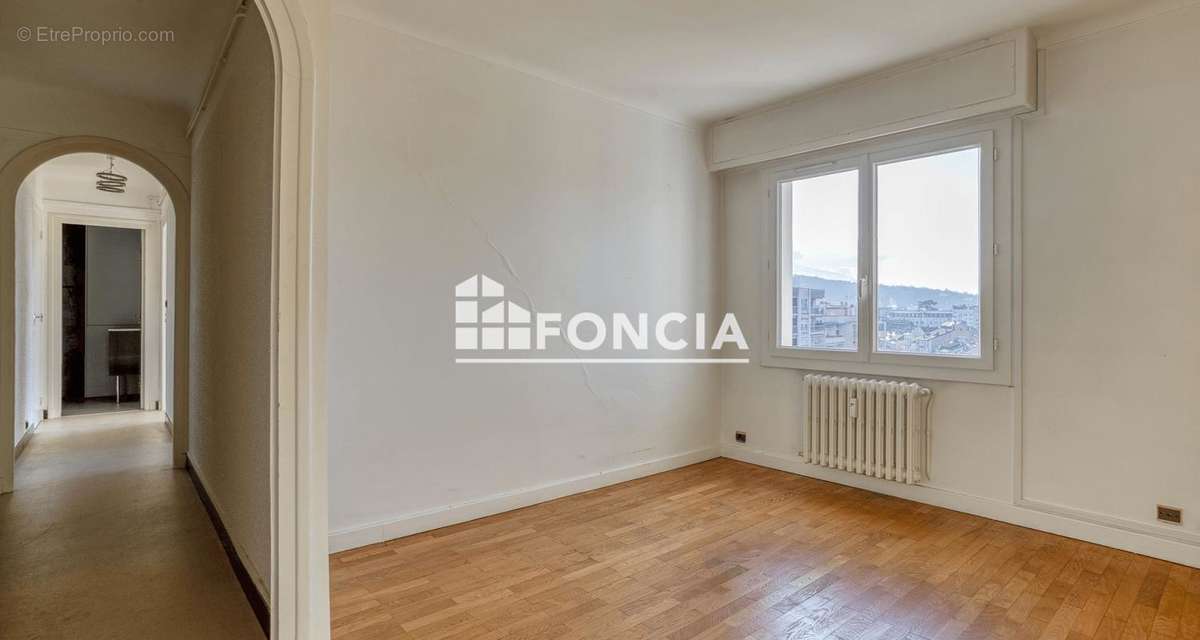 Appartement à AIX-LES-BAINS